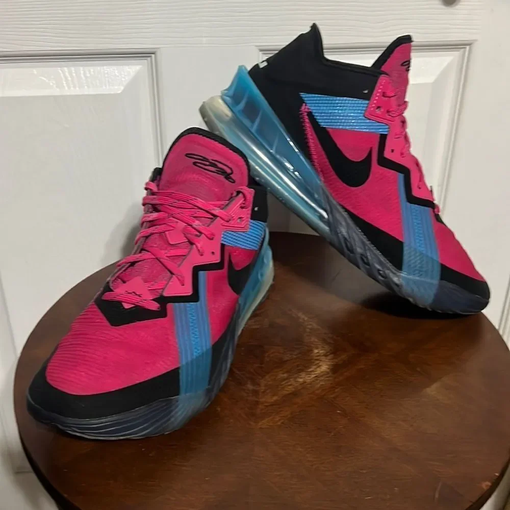 🔥🔥 Nike Lebron XVIII 18 Low Neon Nights Fireberry Black - Men's Sz‎ 11.5 - EUC